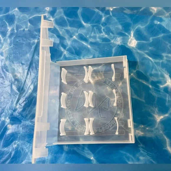 Collection of 71 Assorted POGs + Official Case 🥏🔵⚪️🟡🟣 - Picture 7 of 16